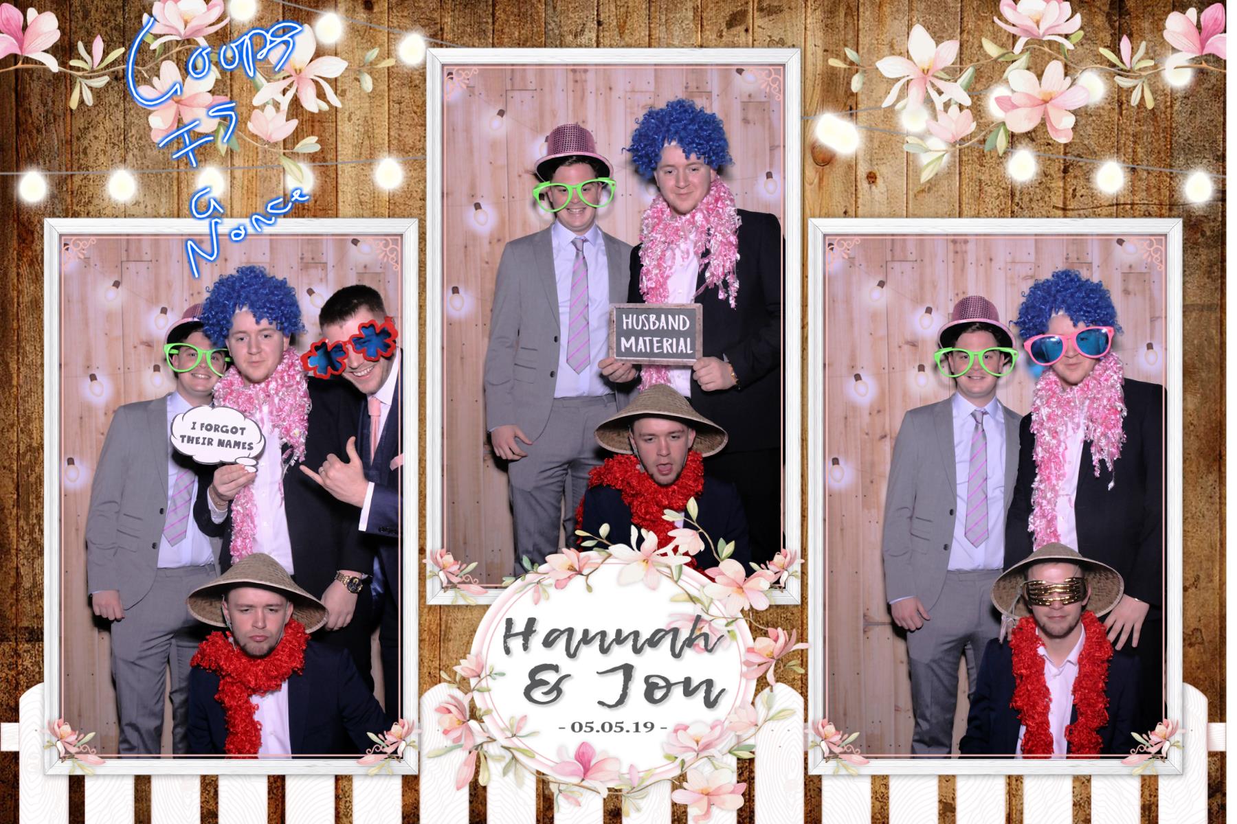 Hannah and Jon | View more photos from the event at gallery.blissbooth.co.uk/u/BlissBooth/Hannah-and-Jon